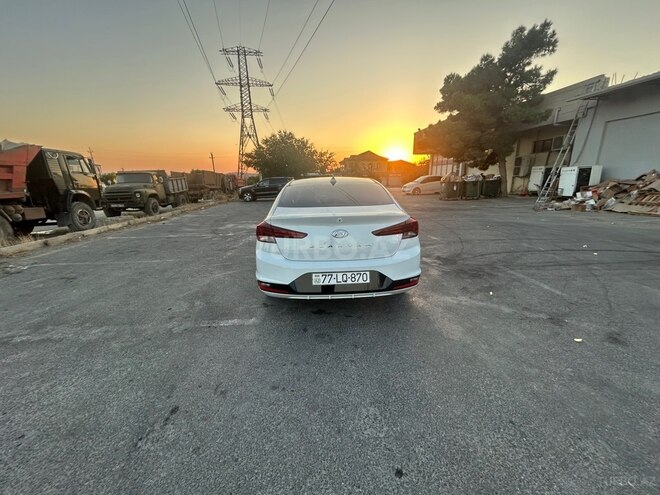 Hyundai Elantra 2019, 144,680 km - 2.0 l - Bakı