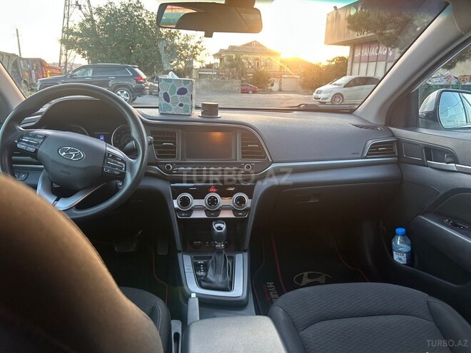 Hyundai Elantra 2019, 144,680 km - 2.0 l - Bakı