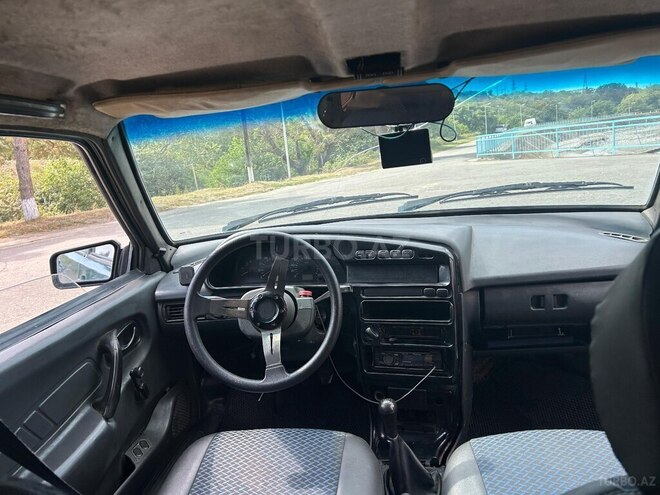 LADA (VAZ) 2115 2000, 485,000 km - 1.6 l - Quba