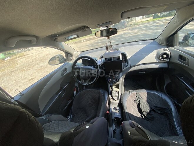Chevrolet Aveo 2011, 555,500 km - 1.2 l - Mingəçevir