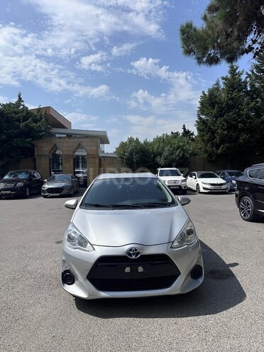 Toyota Aqua 2017, 195,000 km - 1.5 л - Bakı