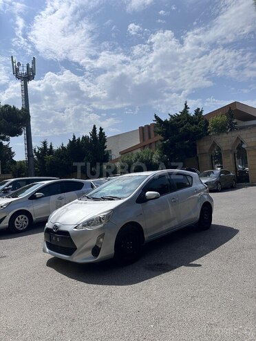 Toyota Aqua 2017, 195,000 km - 1.5 л - Bakı
