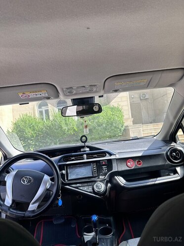 Toyota Aqua 2017, 195,000 km - 1.5 л - Bakı