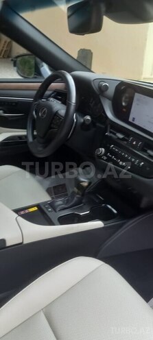 Lexus ES 300h 2025, 13,358 km - 2.5 l - Bakı