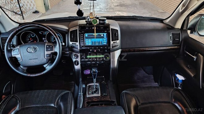Toyota Land Cruiser 2013, 98,000 km - 4.0 л - Sabirabad