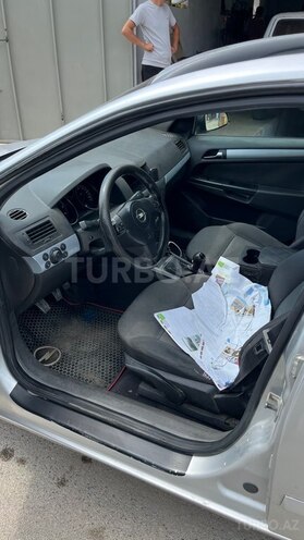 Opel Astra 2006, 400,000 km - 1.3 l - Bakı