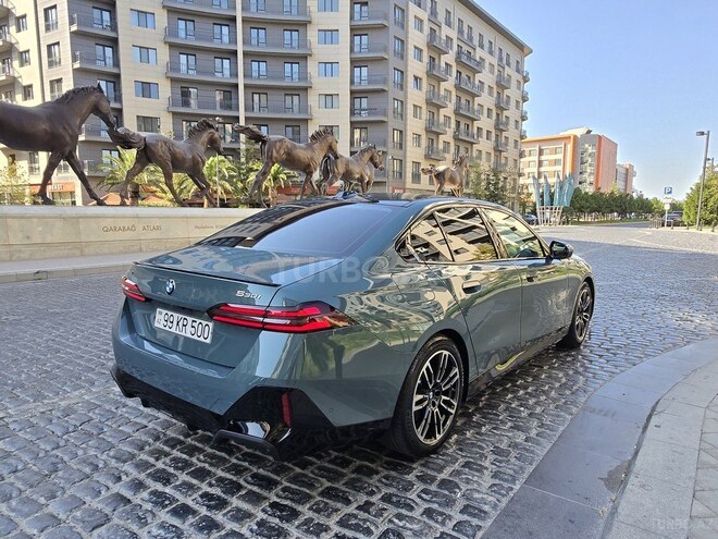 BMW 530 2025, 11,000 km - 2.0 л - Bakı