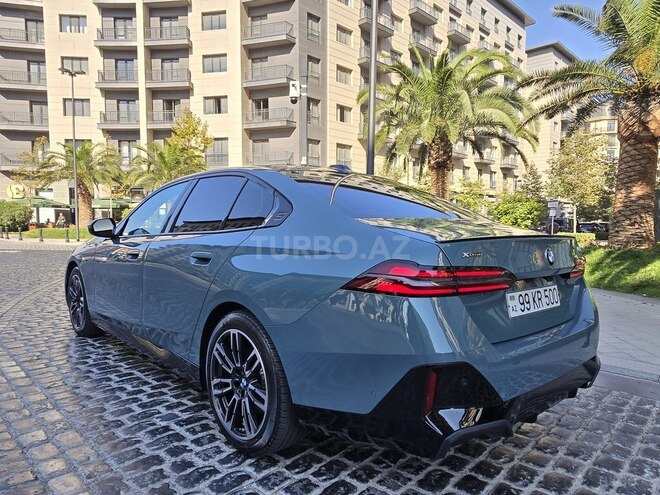 BMW 530 2025, 11,000 km - 2.0 л - Bakı