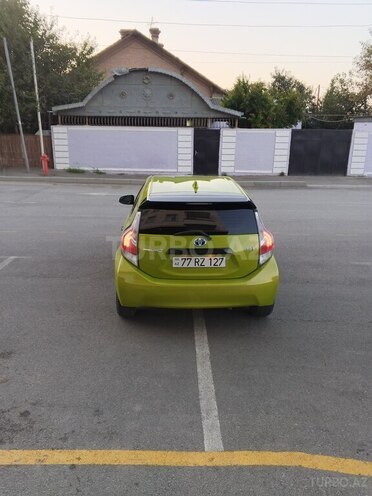 Toyota Prius C 2015, 300,000 km - 1.5 л - Xaçmaz