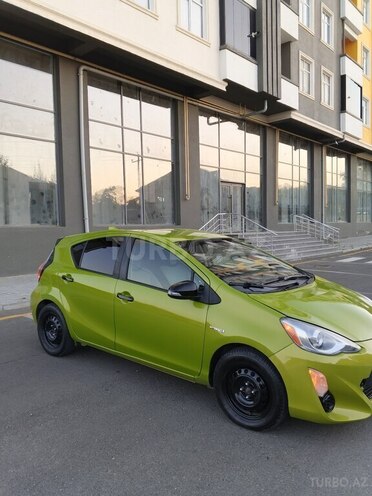 Toyota Prius C 2015, 300,000 km - 1.5 л - Xaçmaz