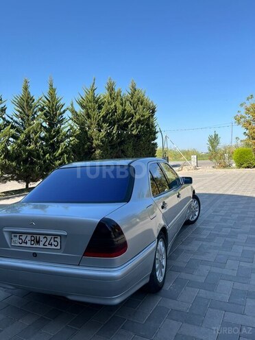 Mercedes C 220 1999, 796,104 km - 2.2 л - Sabirabad