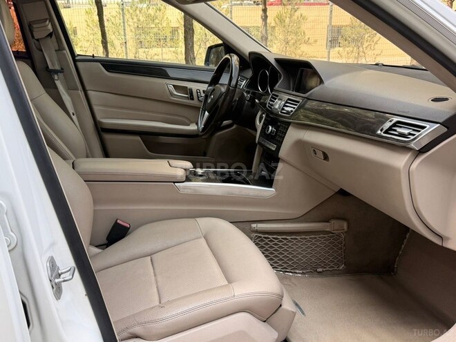 Mercedes E 300 2015, 212,700 km - 3.5 l - Bakı