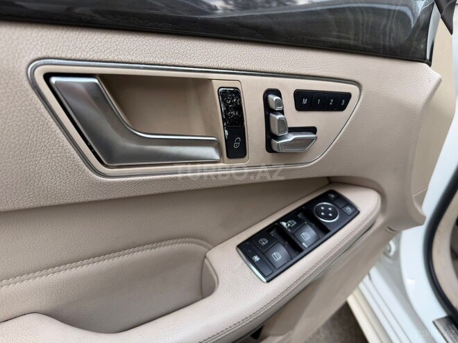 Mercedes E 300 2015, 212,700 km - 3.5 l - Bakı