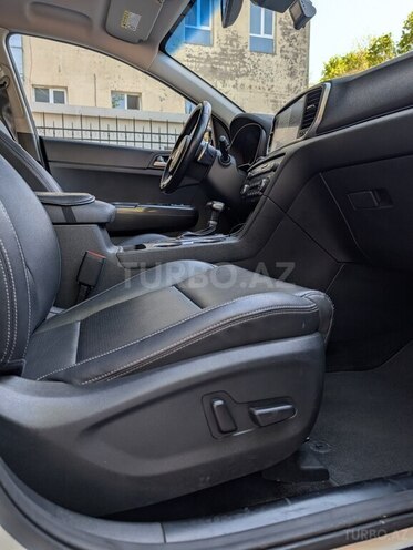 Kia Sportage 2019, 124,449 km - 2.0 l - Bakı