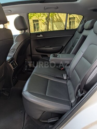 Kia Sportage 2019, 124,449 km - 2.0 l - Bakı