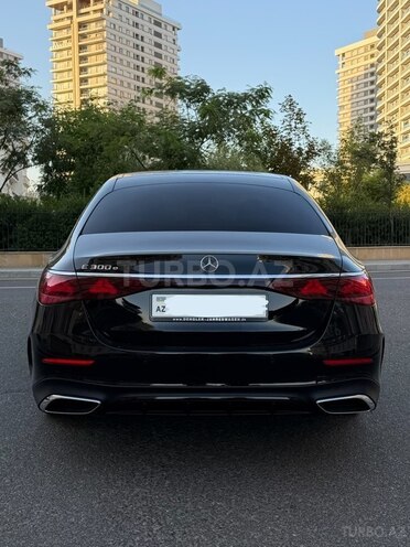 Mercedes E 300 e 2024, 34,000 km - 2.0 l - Bakı