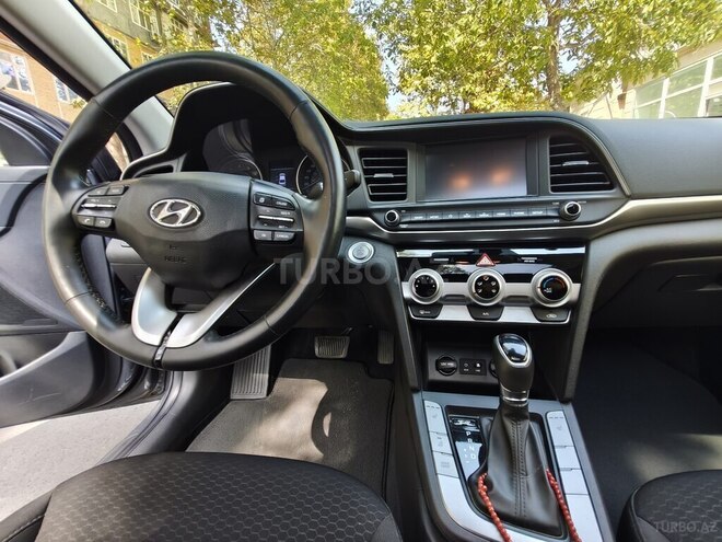 Hyundai Elantra 2020, 170,000 km - 2.0 l - Göyçay