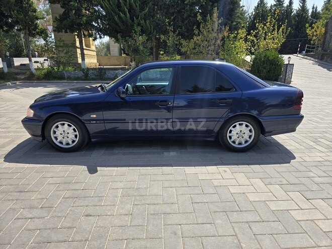 Mercedes C 200 2000, 499,551 km - 2.2 л - Sabirabad