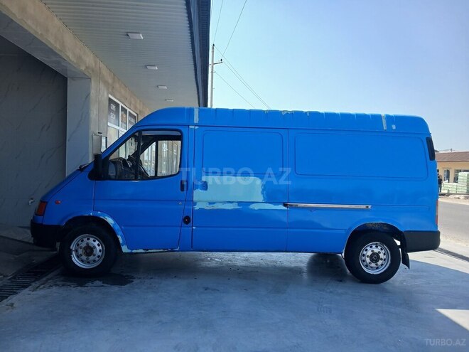 Ford Transit 1999, 536,517 km - 2.5 l - Salyan