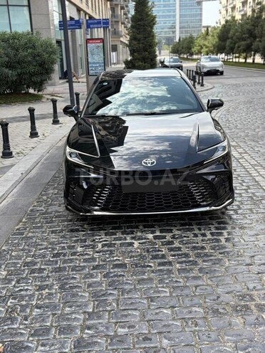 Toyota Camry 2025, 13,000 km - 2.0 l - Bakı
