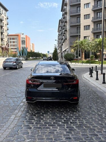 Toyota Camry 2025, 13,000 km - 2.0 l - Bakı