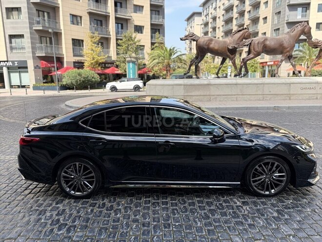 Toyota Camry 2025, 13,000 km - 2.0 l - Bakı