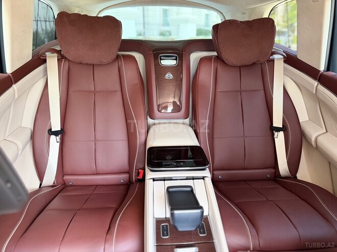 Mercedes-Maybach GLS 600 4MATIC 2022, 15,900 km - 4.0 l - Bakı