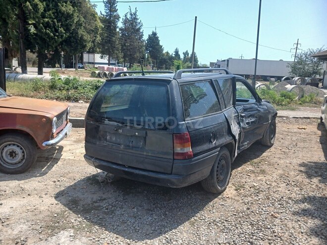 Opel Astra 1994, 358,000 km - 1.4 l - Lənkəran