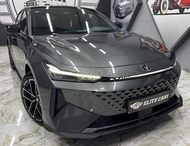 Changan  2025, 38,000 km - 1.5 l - Bakı