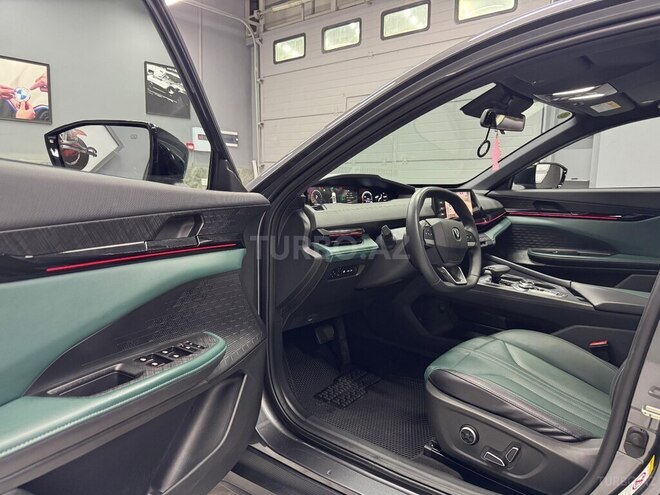 Changan  2025, 38,000 km - 1.5 l - Bakı