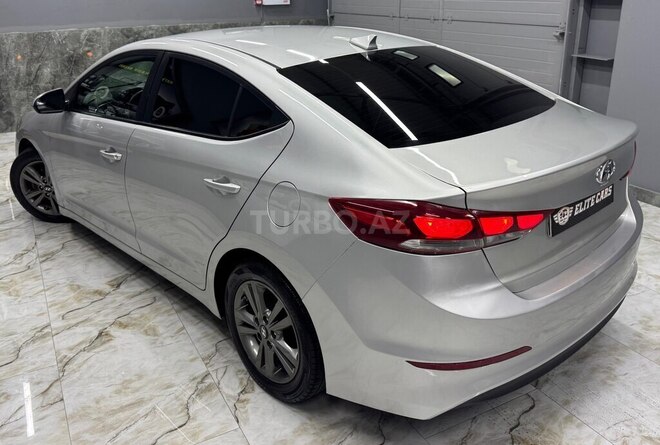 Hyundai Elantra 2017, 196,000 km - 2.0 л - Bakı