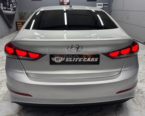 Hyundai Elantra 2017, 196,000 km - 2.0 л - Bakı