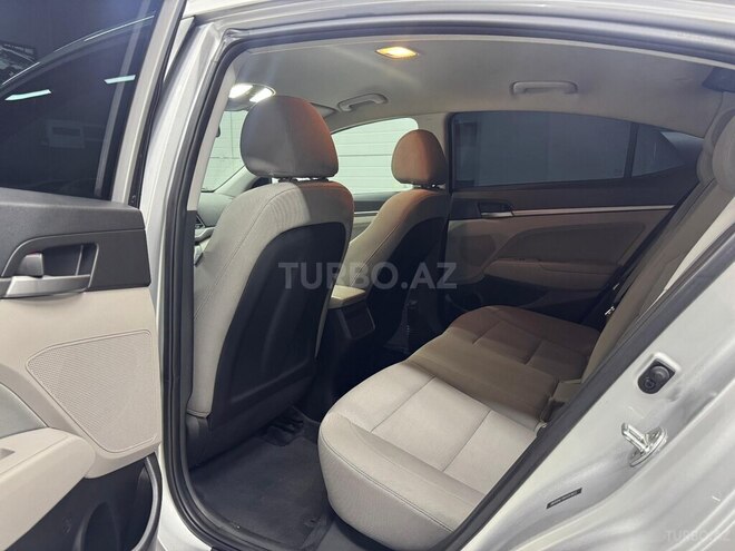 Hyundai Elantra 2017, 196,000 km - 2.0 л - Bakı