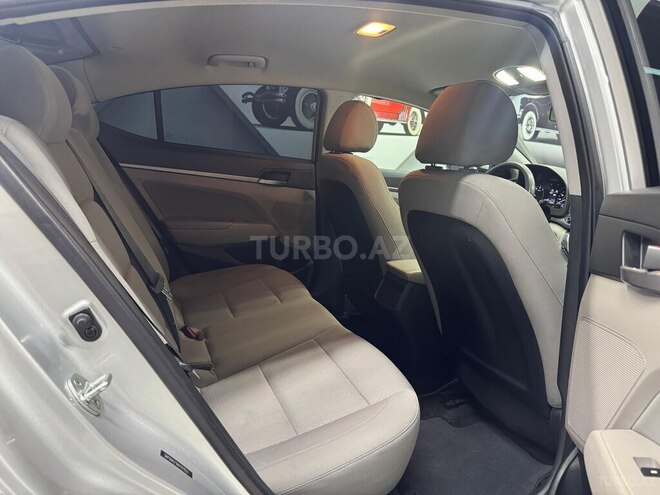 Hyundai Elantra 2017, 196,000 km - 2.0 л - Bakı