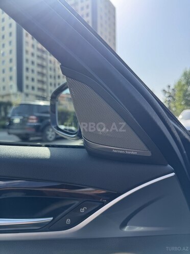 BMW 530 2019, 142,000 km - 2.0 л - Bakı