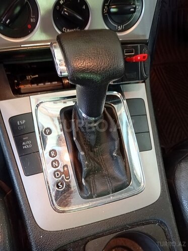 Volkswagen Passat 2006, 200,000 km - 2.0 l - İsmayıllı