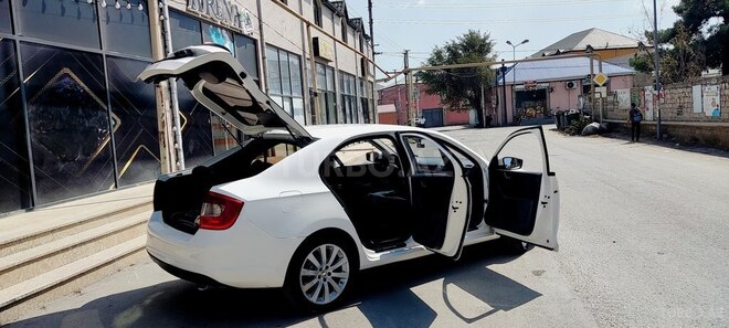Skoda Rapid 2014, 249,999 km - 1.6 l - Bakı