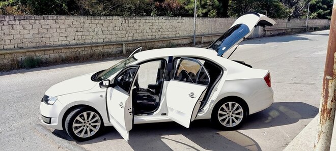 Skoda Rapid 2014, 249,999 km - 1.6 l - Bakı