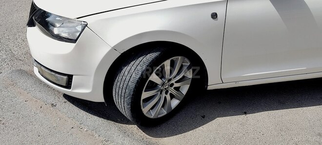 Skoda Rapid 2014, 249,999 km - 1.6 l - Bakı