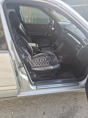 Mercedes E 220 1998, 227,000 km - 2.2 l - Sumqayıt