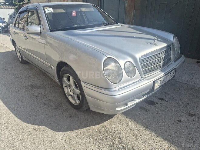 Mercedes E 220 1998, 227,000 km - 2.2 l - Sumqayıt