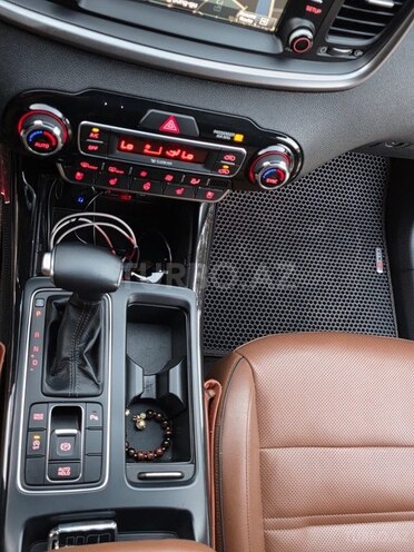 Kia Sorento 2017, 182,000 km - 2.0 l - Bakı