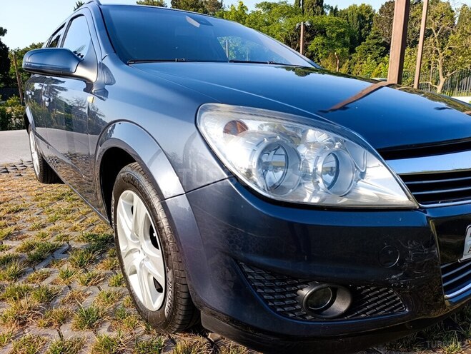 Opel Astra 2007, 176,000 km - 1.4 l - Gəncə