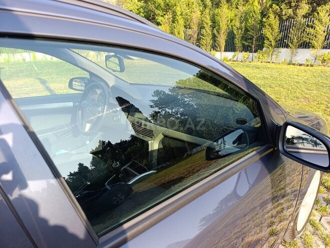 Opel Astra 2007, 176,000 km - 1.4 l - Gəncə