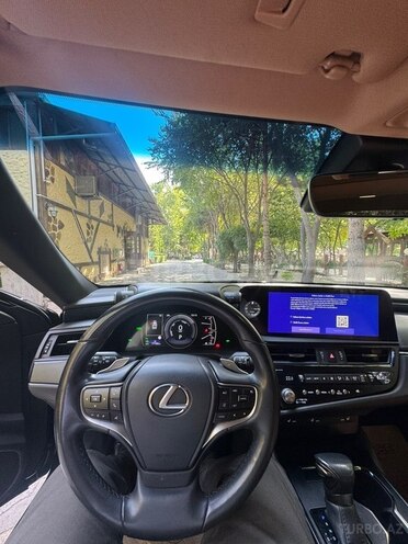 Lexus ES 300h 2023, 77,000 km - 2.5 l - Bakı