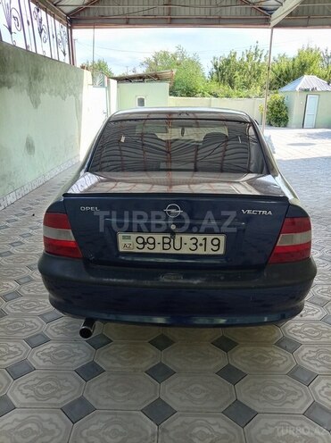 Opel Vectra 1998, 333,558 km - 1.6 l - Qazax