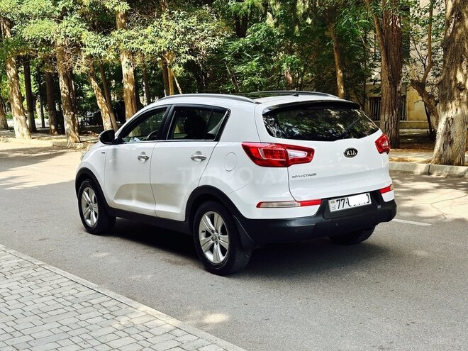 Kia Sportage 2011, 220,000 km - 2.0 l - Bakı