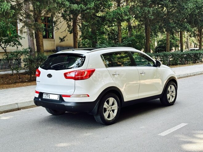 Kia Sportage 2011, 220,000 km - 2.0 l - Bakı