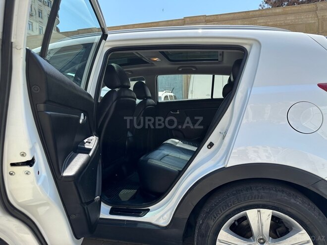 Kia Sportage 2011, 220,000 km - 2.0 l - Bakı