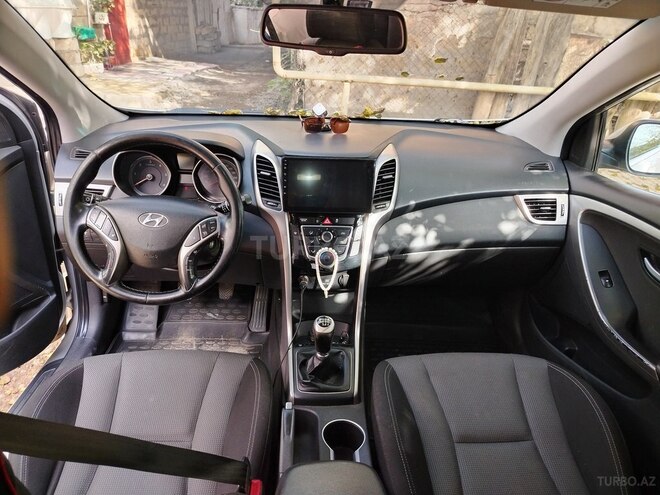 Hyundai i30 2015, 249,000 km - 1.6 l - Salyan